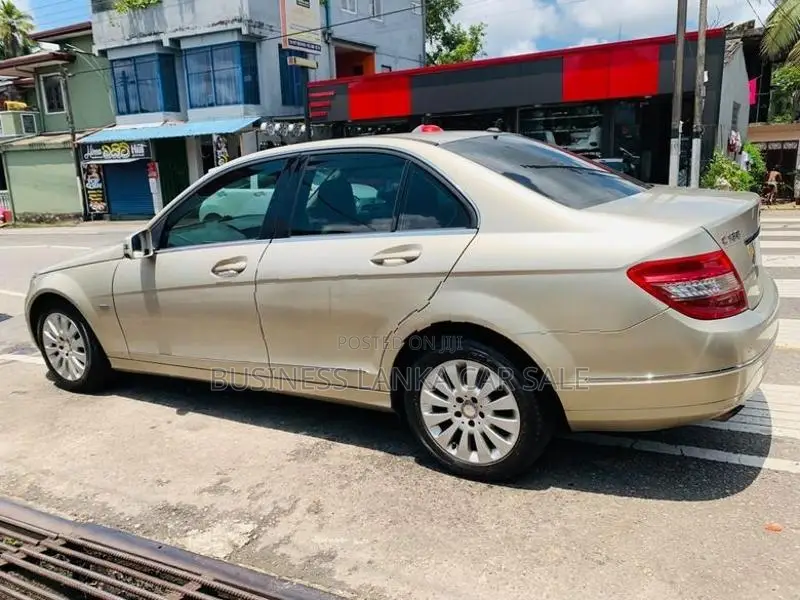 Mercedes Benz C180 2010