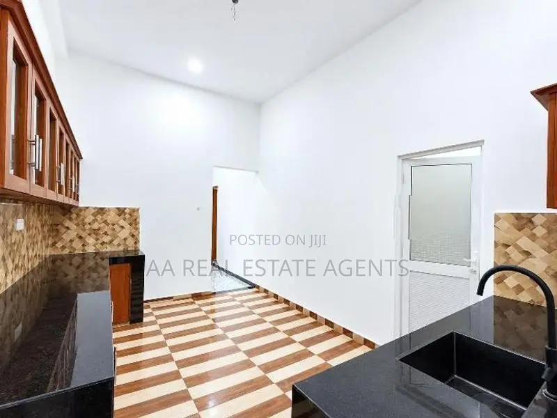 Brand New House with Slab for Sale in Kotikawatta