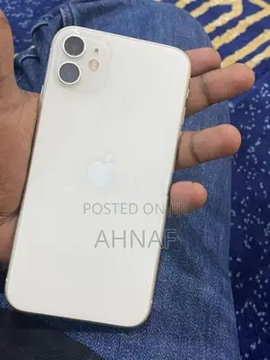 Apple iPhone 11 (Used)