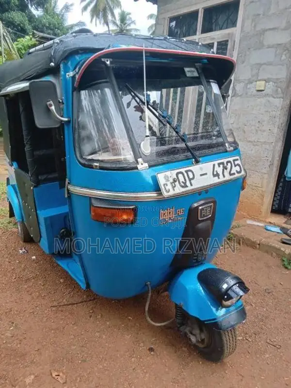Bajaj 4 Stroke 2008 Three Wheel (Used)
