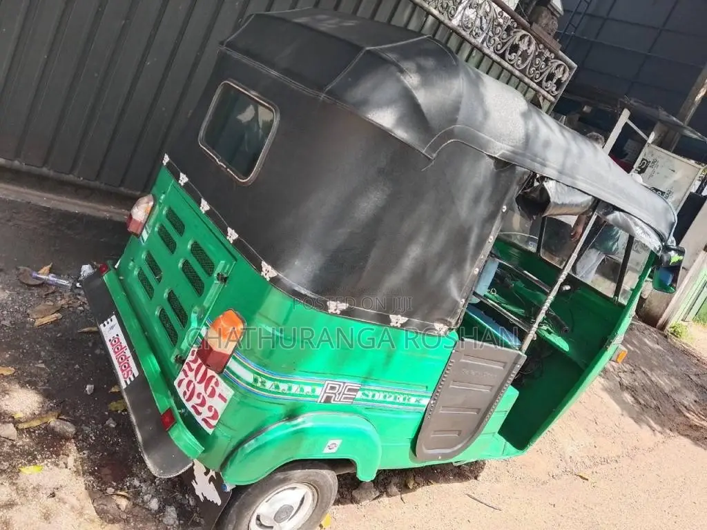 Bajaj RE 1999 Three Wheel (Used)