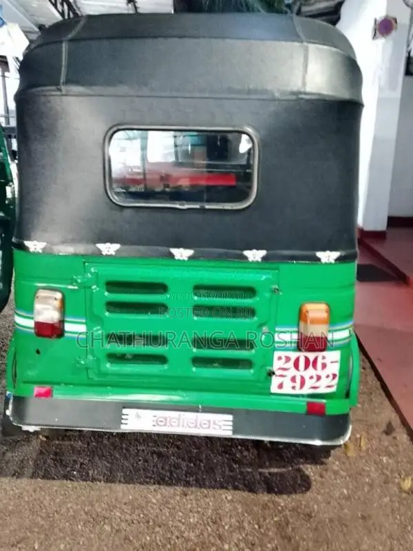 Bajaj RE 1999 Three Wheel (Used)