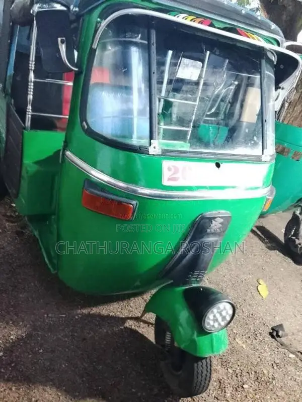 Bajaj RE 1999 Three Wheel (Used)