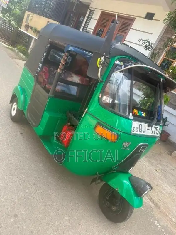 Bajaj RE 2009 Three Wheel (Used)
