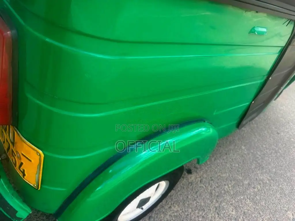 Bajaj RE 2009 Three Wheel (Used)
