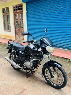 Bajaj Discover 2005 Motorbike (Used)