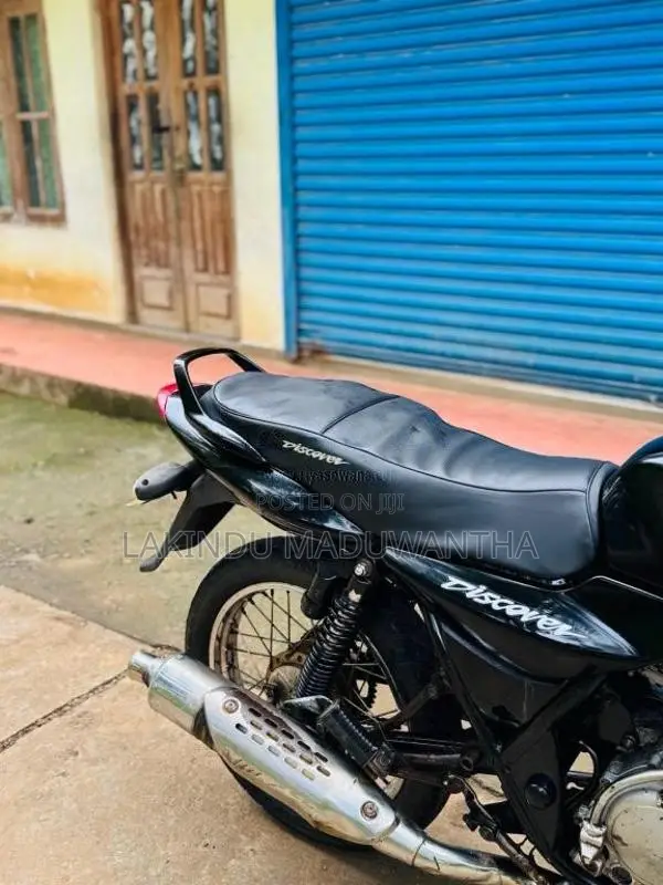 Bajaj Discover 2005 Motorbike (Used)