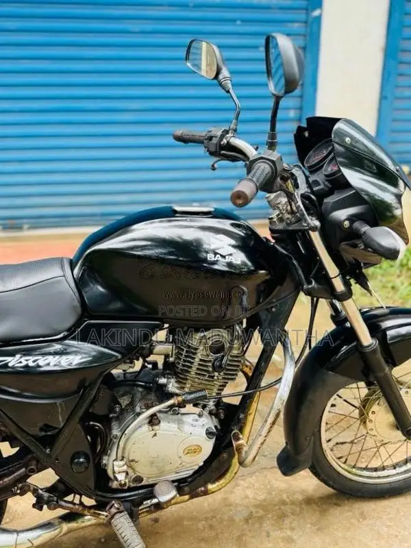Bajaj Discover 2005 Motorbike (Used)