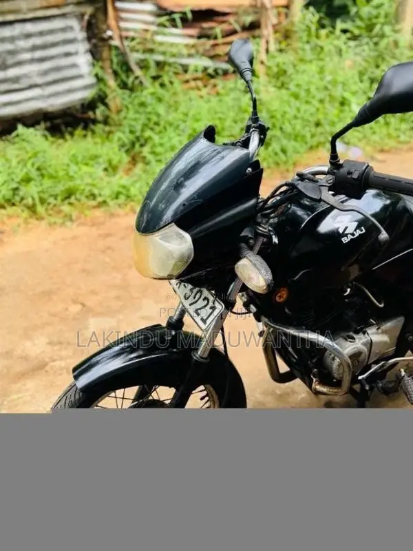 Bajaj Discover 2005 Motorbike (Used)