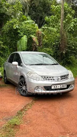 Nissan Tiida Latio 2010 Car (Used)