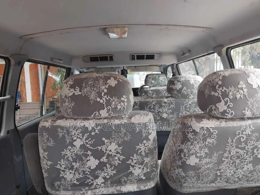 Toyota GL 113 1994 Van (Used)