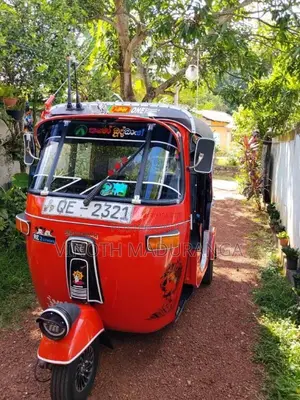 Bajaj RE 2 Stroke 2006 Three Wheel (Used)
