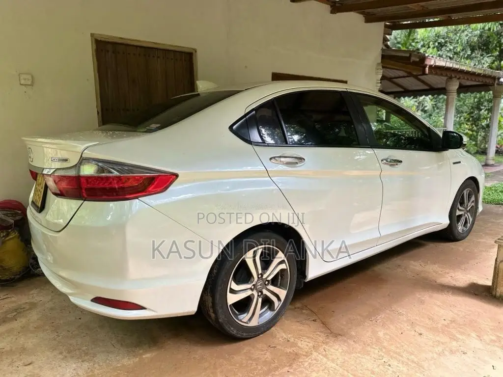 Honda Grace Ex 2015 Car (Used)