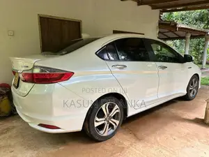 Honda Grace Ex 2015 Car (Used)
