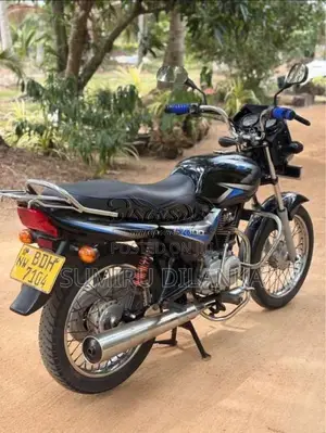 Bajaj CT-100 2015 Motorbike (Used)