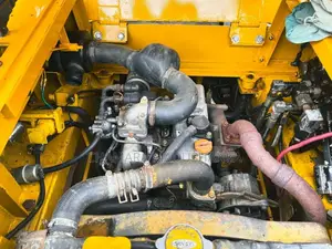 Komatsu WA30-3 2000 Heavy-Duty (Used)