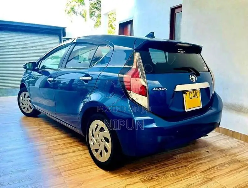 Toyota Aqua Urban G Grade 2014 Car (Used)
