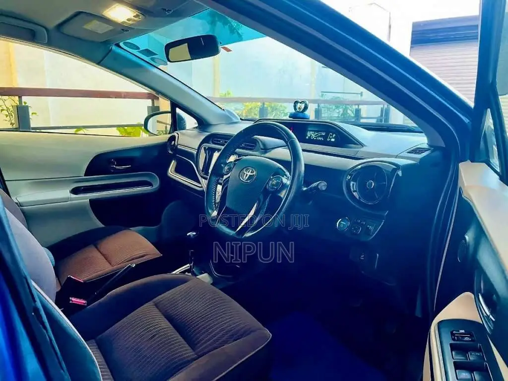 Toyota Aqua Urban G Grade 2014 Car (Used)