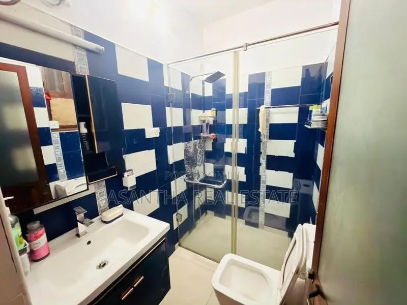 03 Storey House with 6.5 P for Sale in Temple Road 150 m To Maharagama