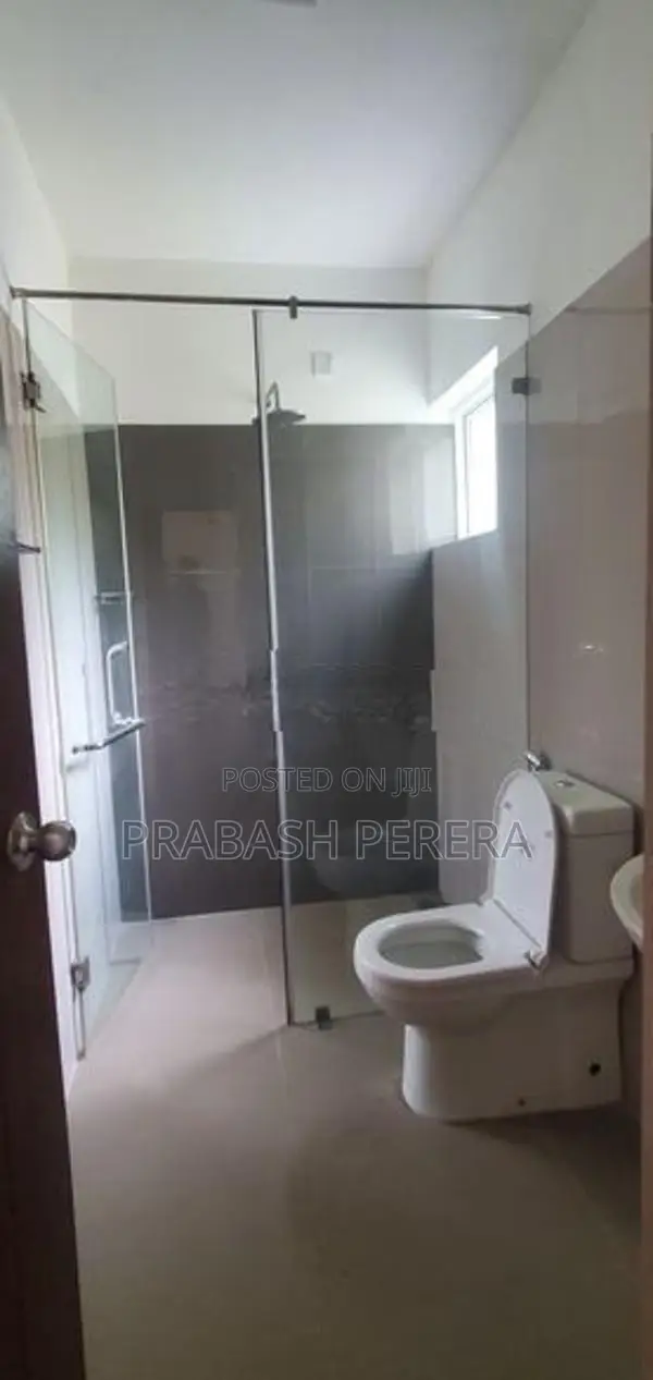 3 Bed House for Sale in Kahathuduwa Canterbury
