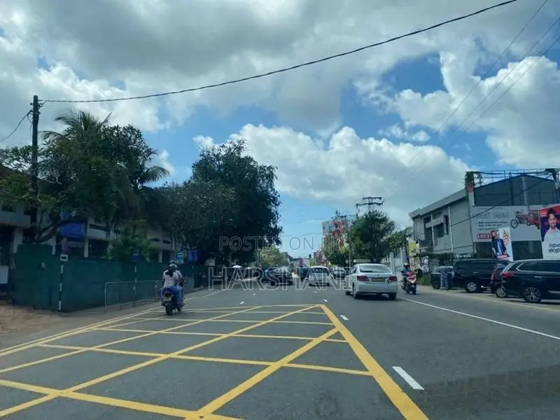 22 P Residential/ Commercial Lot at Land Value Maharagama Town
