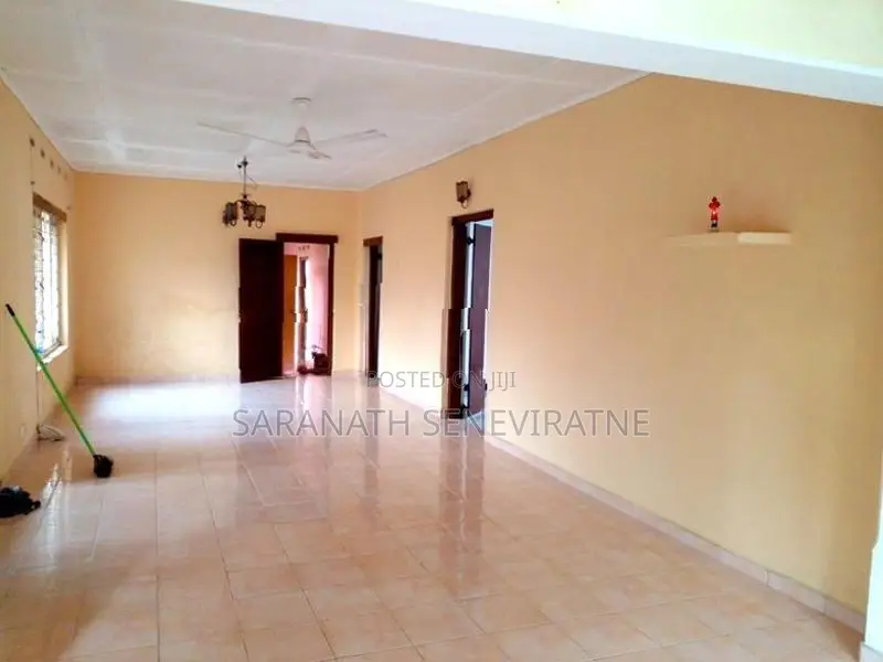 Land with House for Sale – Kapuwatta Ja-Ela - Almost Perch Value 14 la