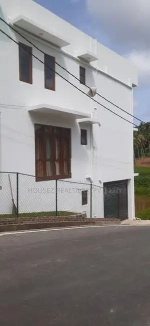 House For Sale In Ragama - Diyagala Road
