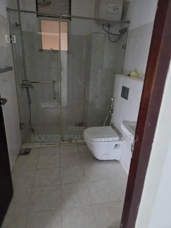 Spacious Apartment For Sale – Haig Road, Colombo 04