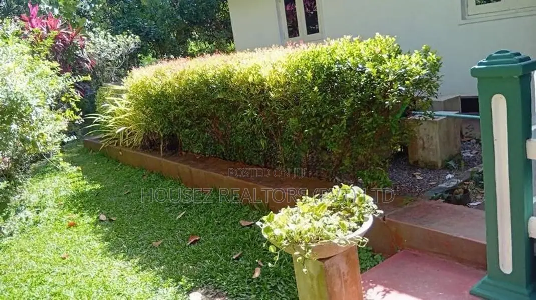 Fruit Garden Property For Sale – Giriulla