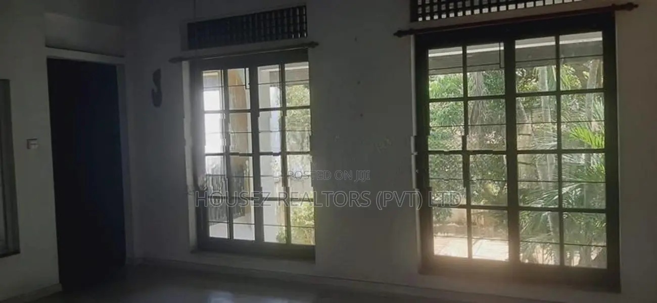 25.5 Perch Land with House for Sale – Nugegoda