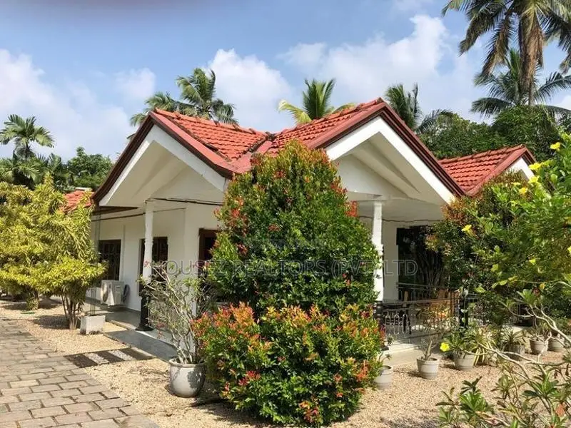 Prime 119.2-Perch House For Sale - Balummahara In Gampaha
