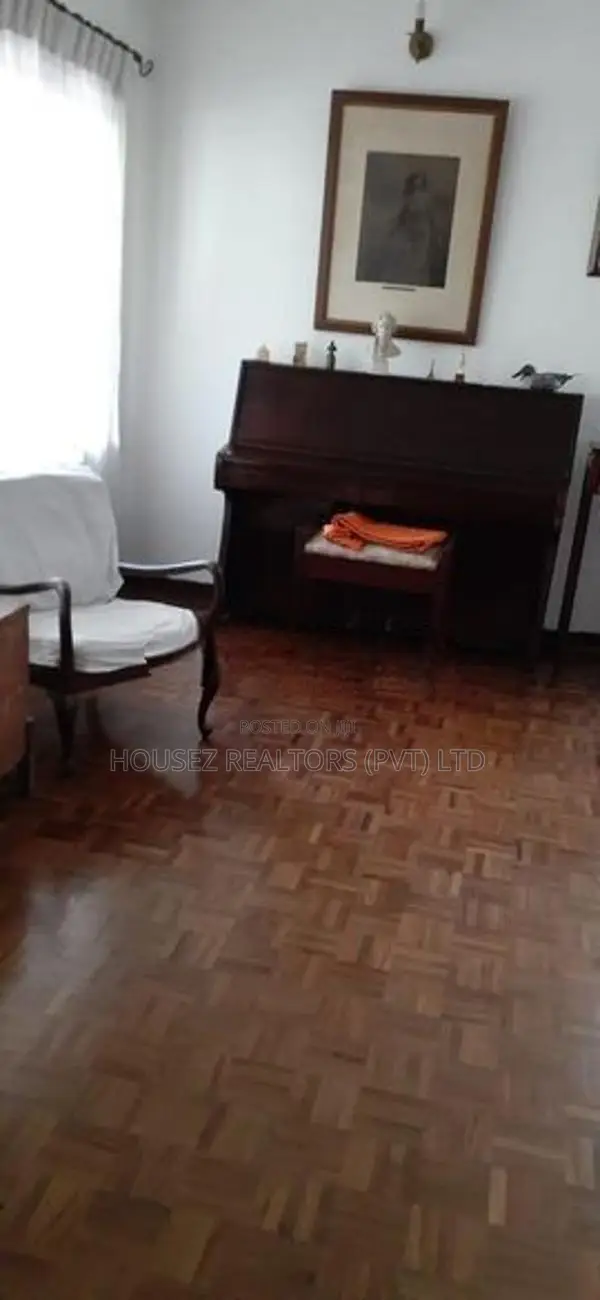 Two Houses On 9.87 Perches For Sale In Colombo 5