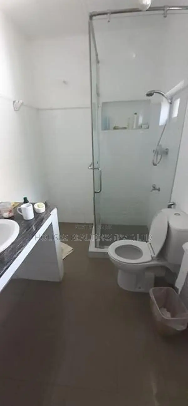Two Houses On 9.87 Perches For Sale In Colombo 5