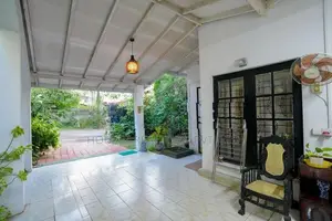 3-Bedroom House For Sale – 6.5 Perches, Athurugiriya