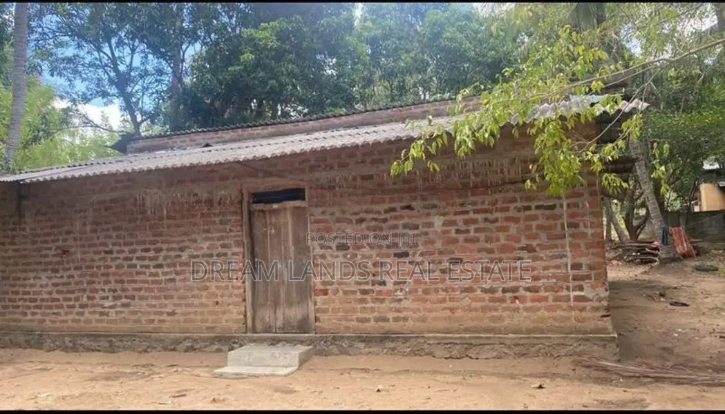 ☆Dehiattakandiya Singal Story House for Sale ( RHS- 800)