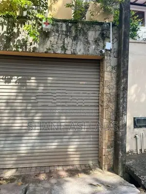 Room For Rent In Nugegoda