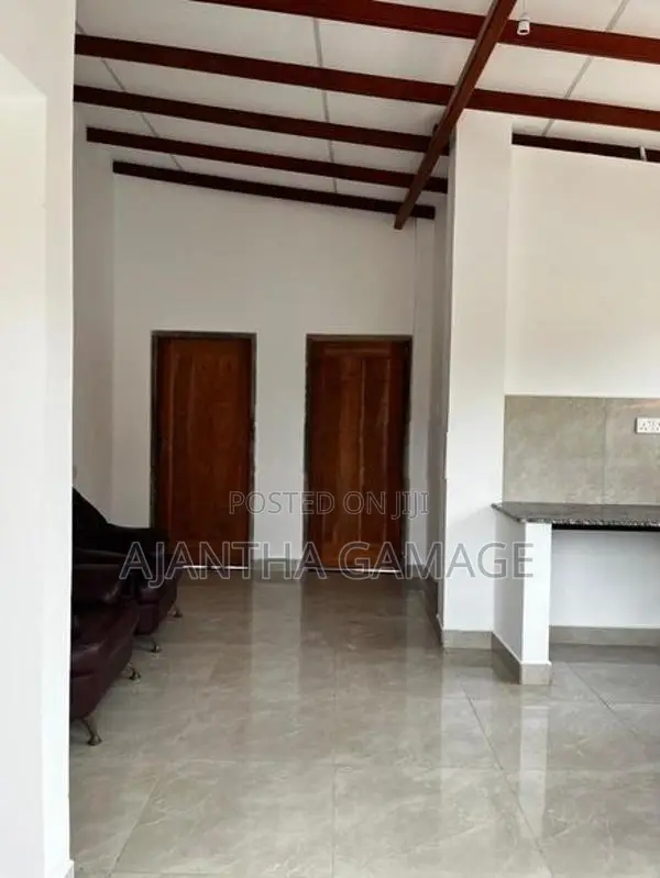 Fully Furnished Room For Rent- Battaramulla
