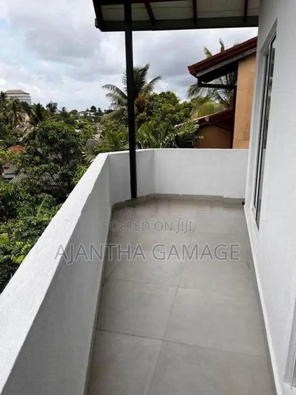 Fully Furnished Room For Rent- Battaramulla
