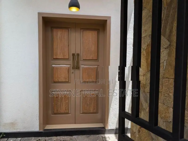 Malabe Luxury Architect-Designed Three-Storey House For Sale