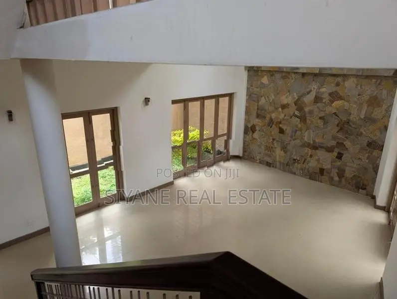 Malabe Luxury Architect-Designed Three-Storey House For Sale