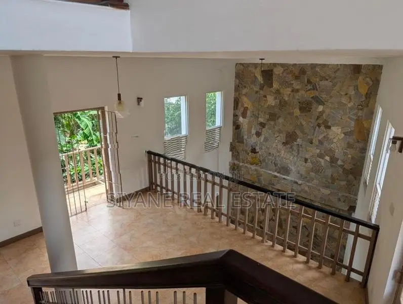 Malabe Luxury Architect-Designed Three-Storey House For Sale