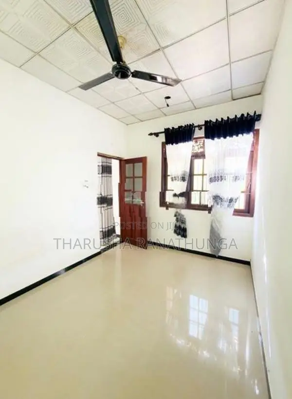 House for Sale - Karandeniya