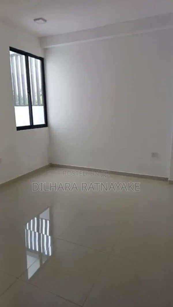 Rooms for Rent - only Ladies Kelaniya