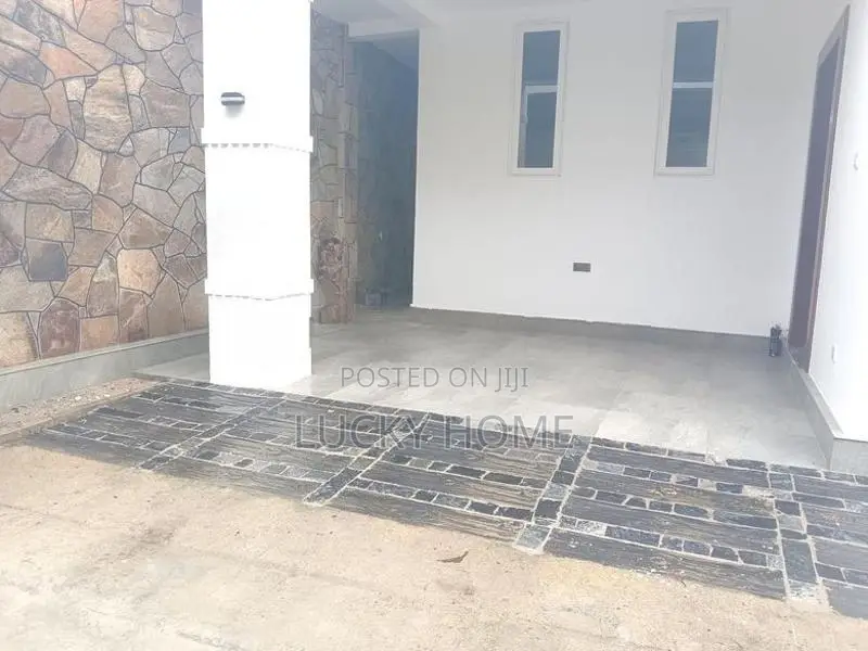 Two Story House Rent Ja Ela - Waligampitiya