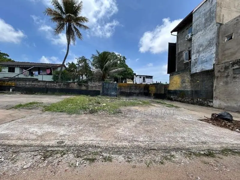 (ASS1002) Valuable Land for Sale in Delkanda