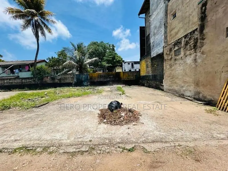 (ASS1002) Valuable Land for Sale in Delkanda