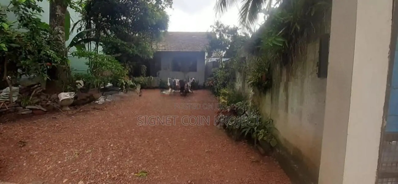Bellanwila Land With House For Sale In Piliyandala