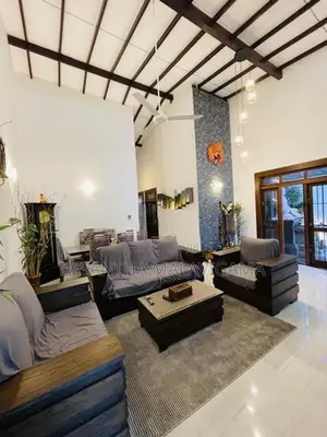 Single storey houses for sale in Athurugiriya with furniture