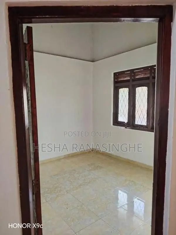 House with Annex Very Close to Kottawa Town for Sale