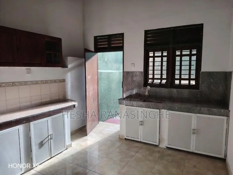 House with Annex Very Close to Kottawa Town for Sale